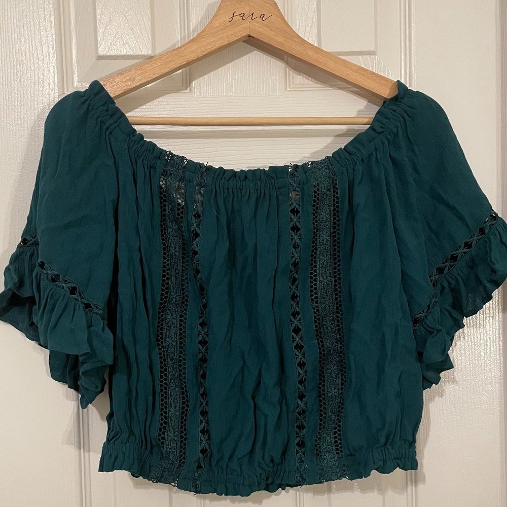 DIVIDED Knit Crop Top - Size 10